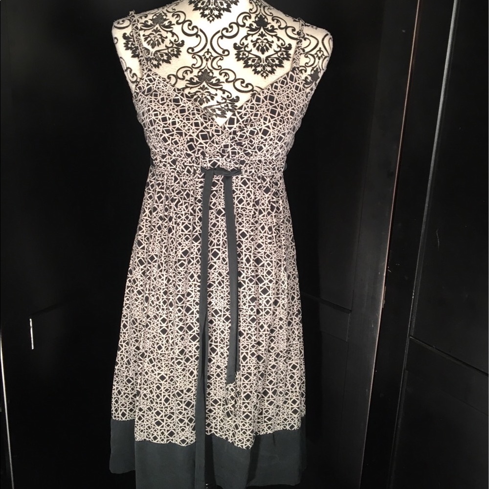 B&W geometric shapes print silk sundress